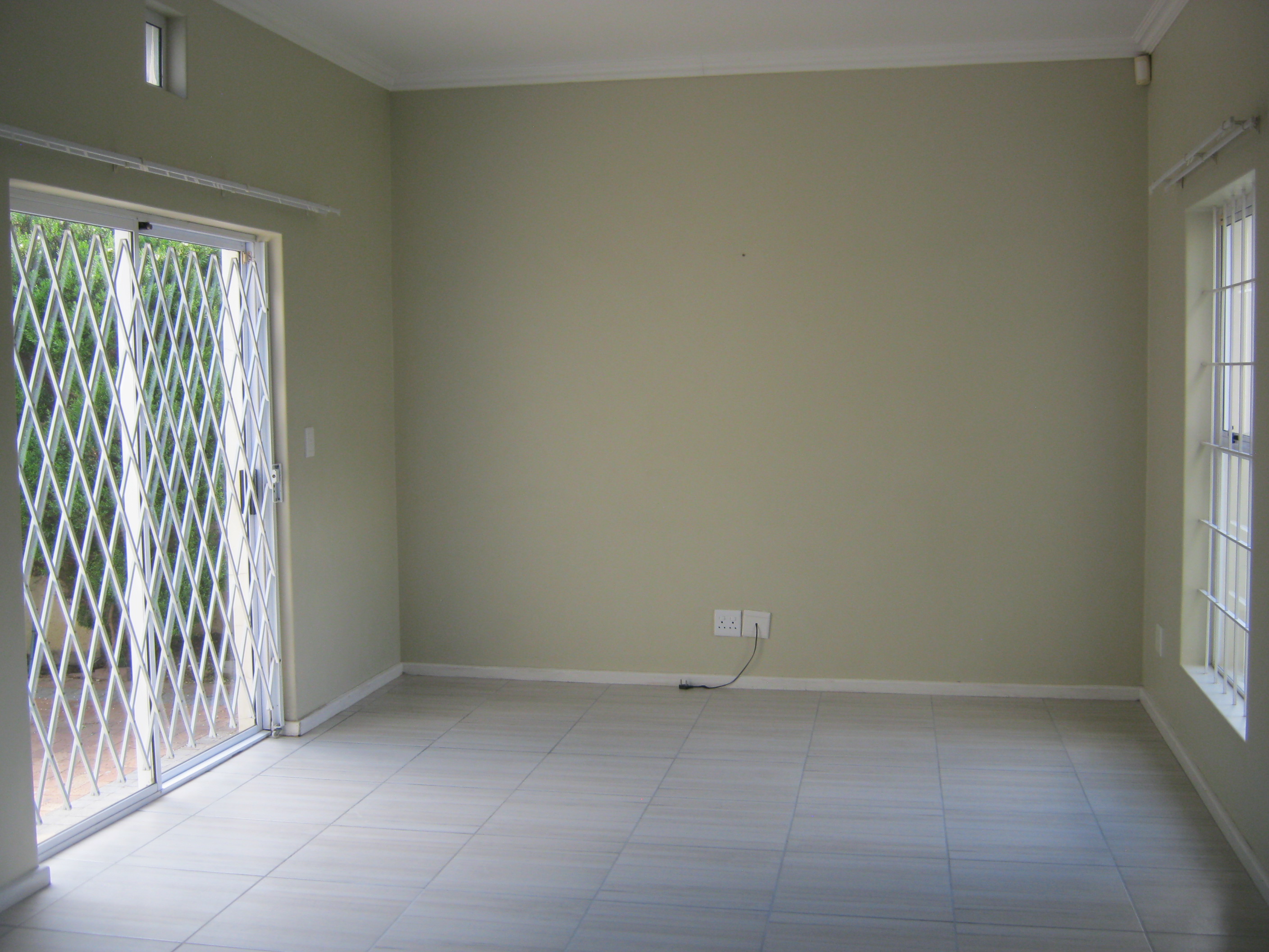 To Let 3 Bedroom Property for Rent in Fernwood Western Cape